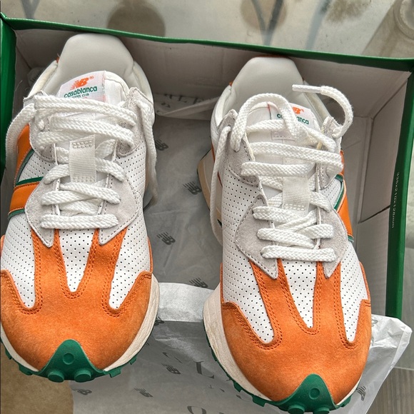 New Balance Men's Casablanca 327 Orange and White Sneakers with Green Size 9.5 - Picture 3 of 4